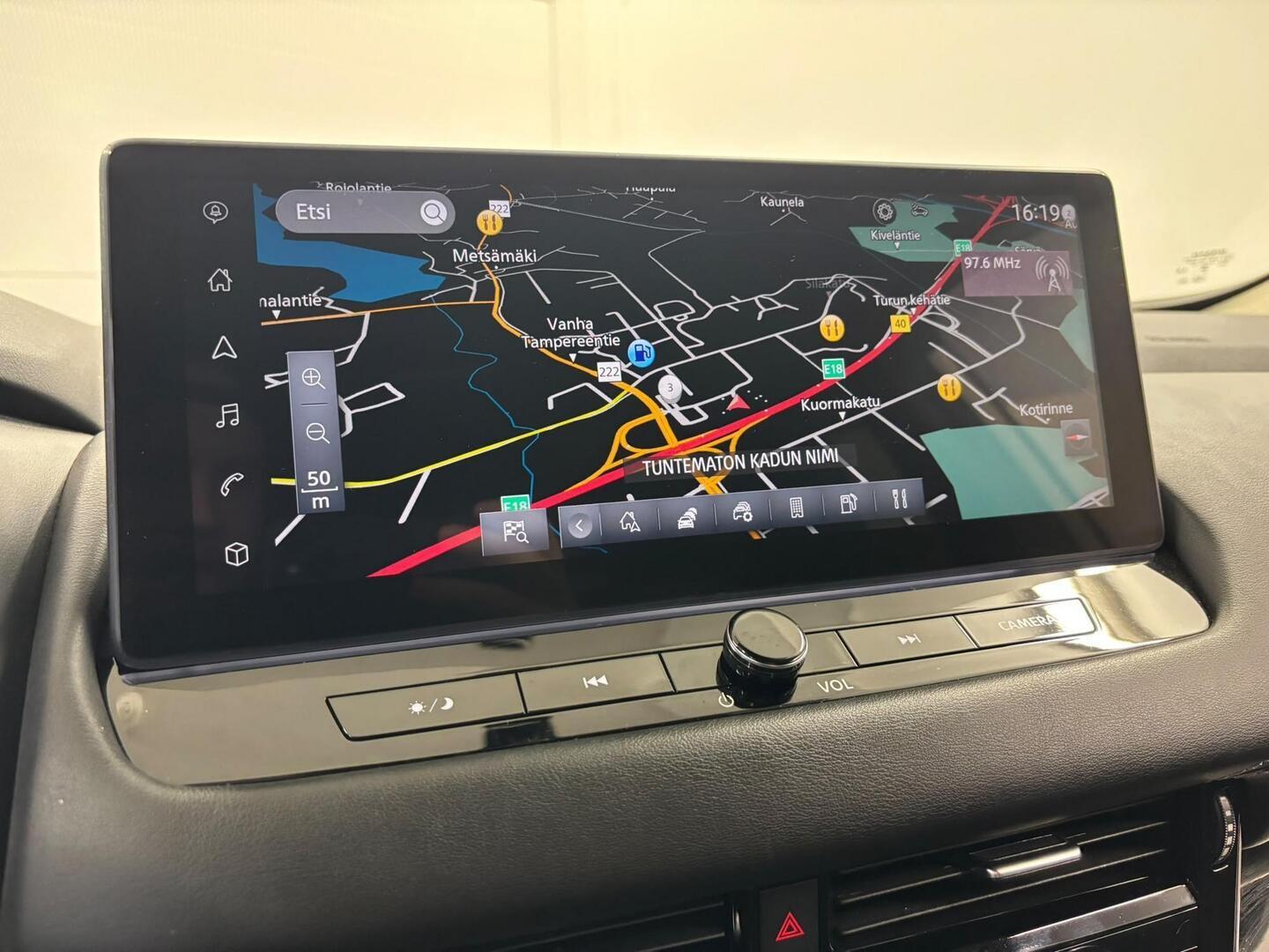 NISSAN Qashqai 2024