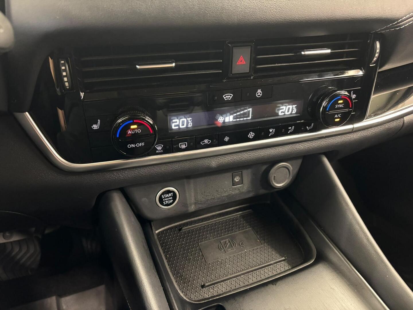 NISSAN Qashqai 2024
