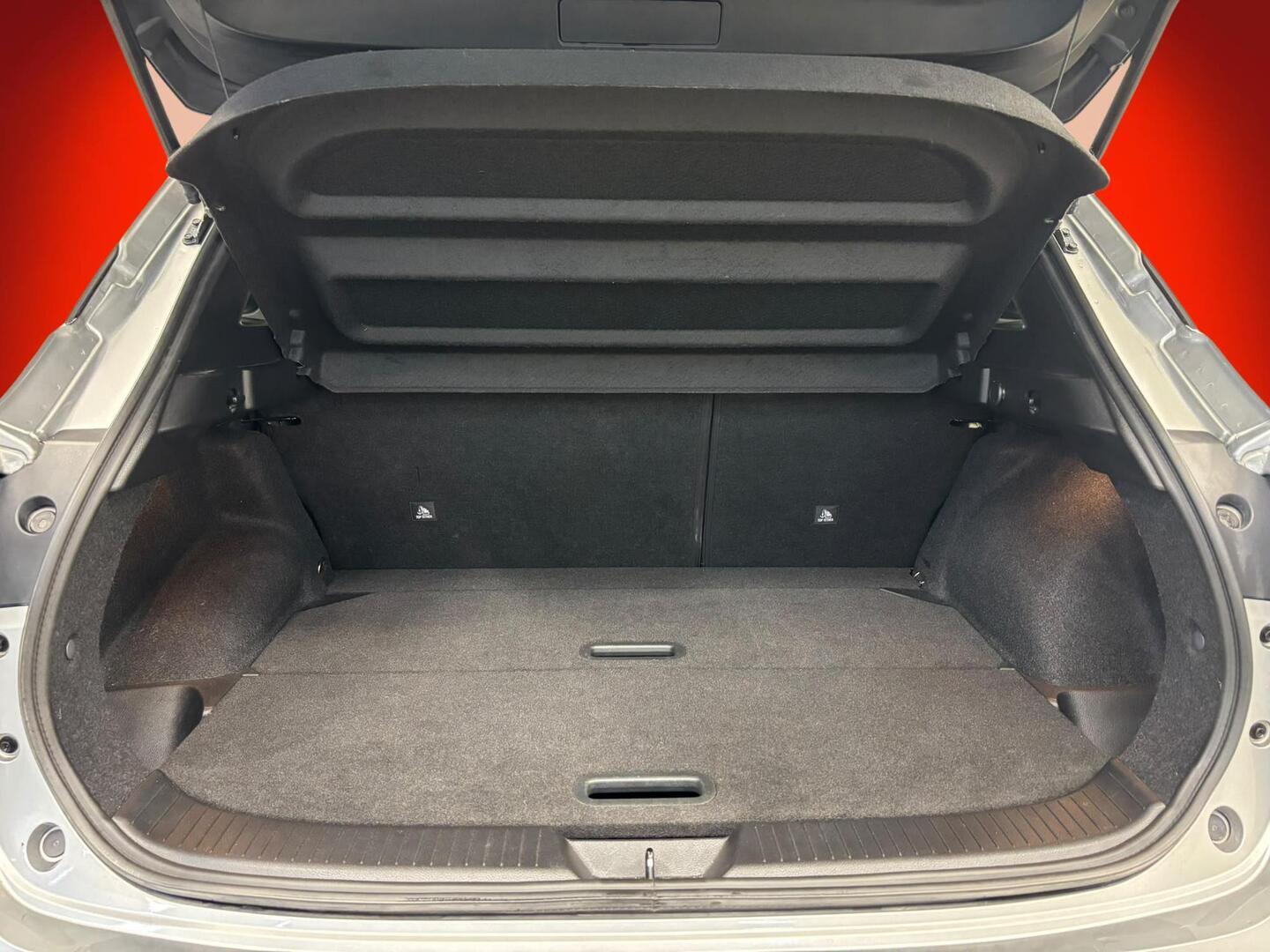 NISSAN Qashqai 2024