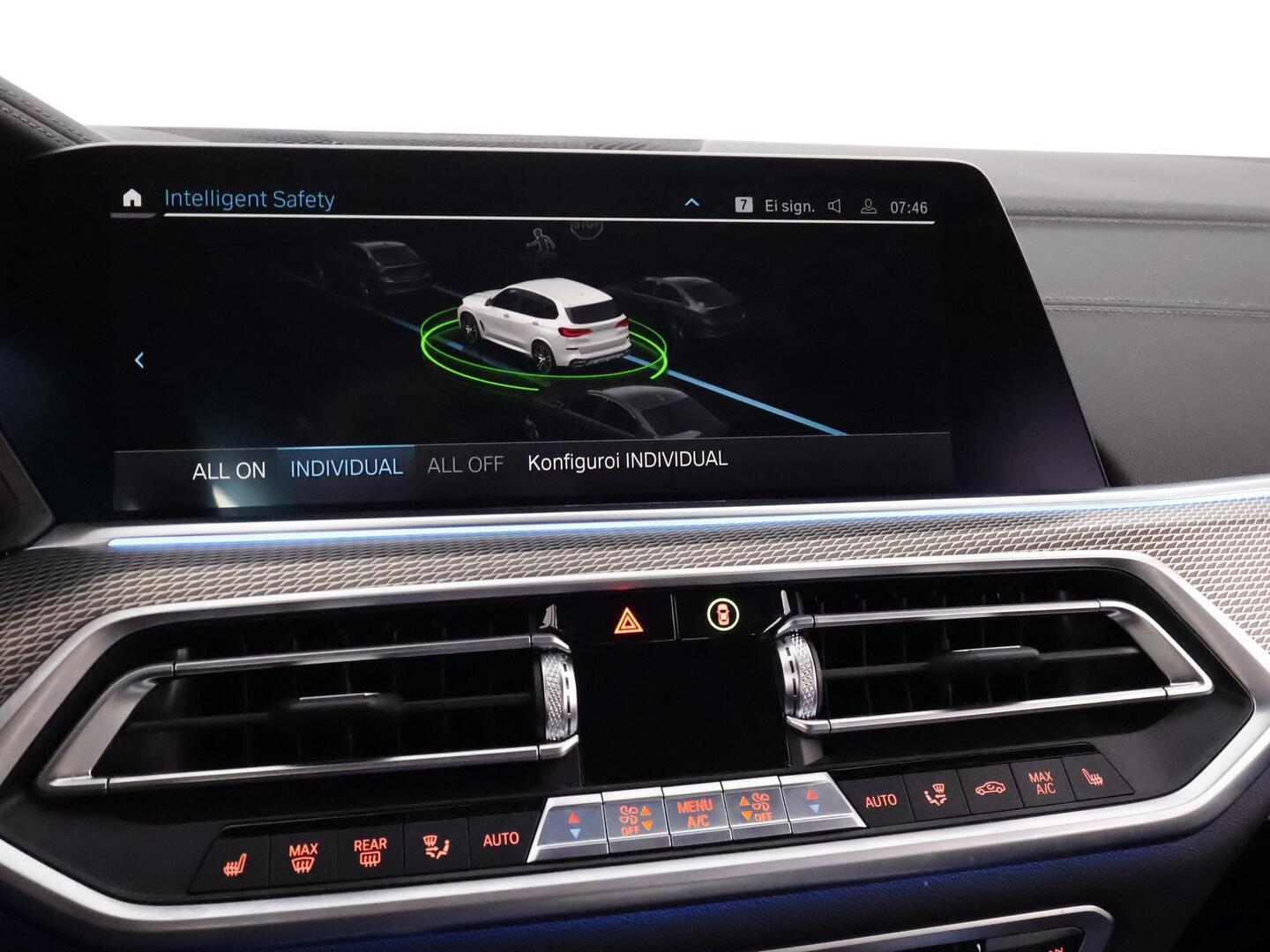 BMW X5 2023