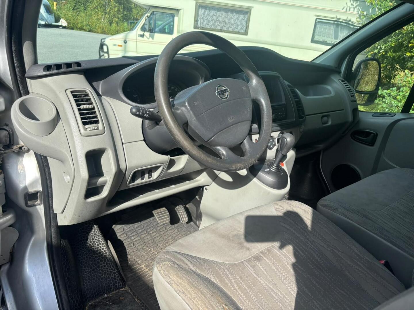 NISSAN Primastar 2010
