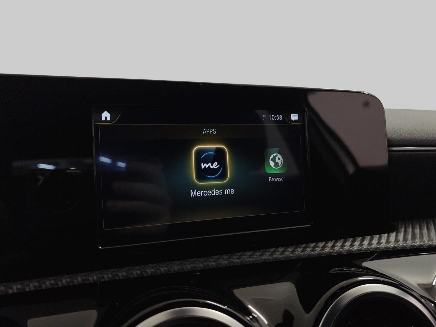 MERCEDES-BENZ A 2019