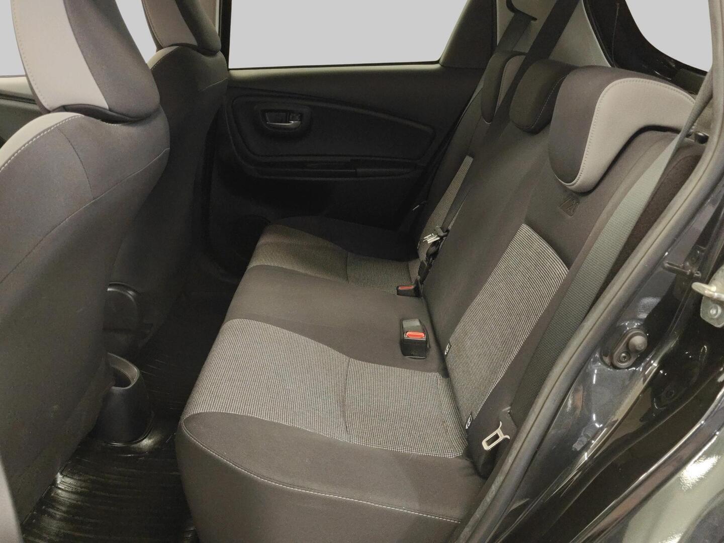 TOYOTA Yaris 2020
