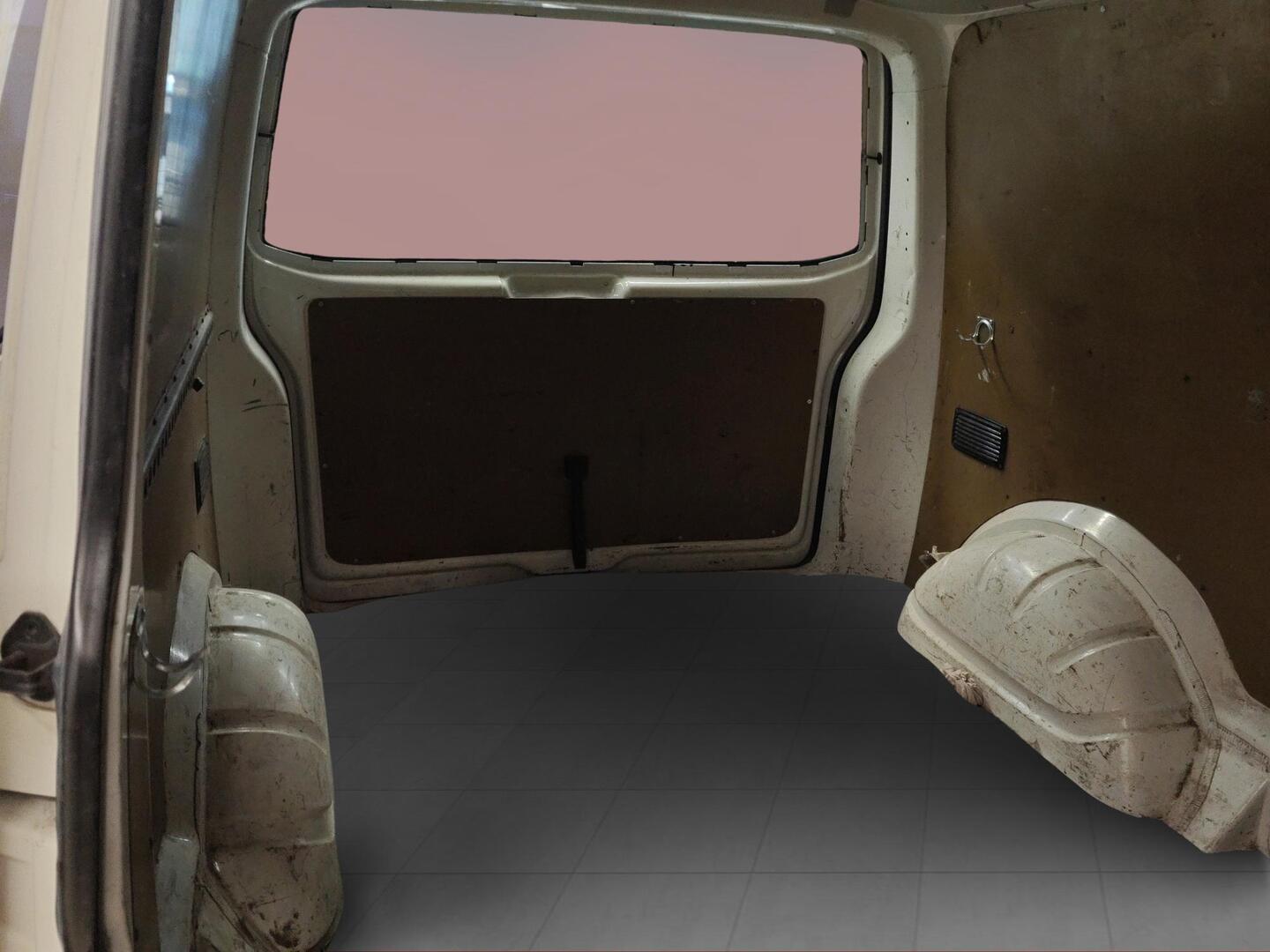VOLKSWAGEN Transporter 2004