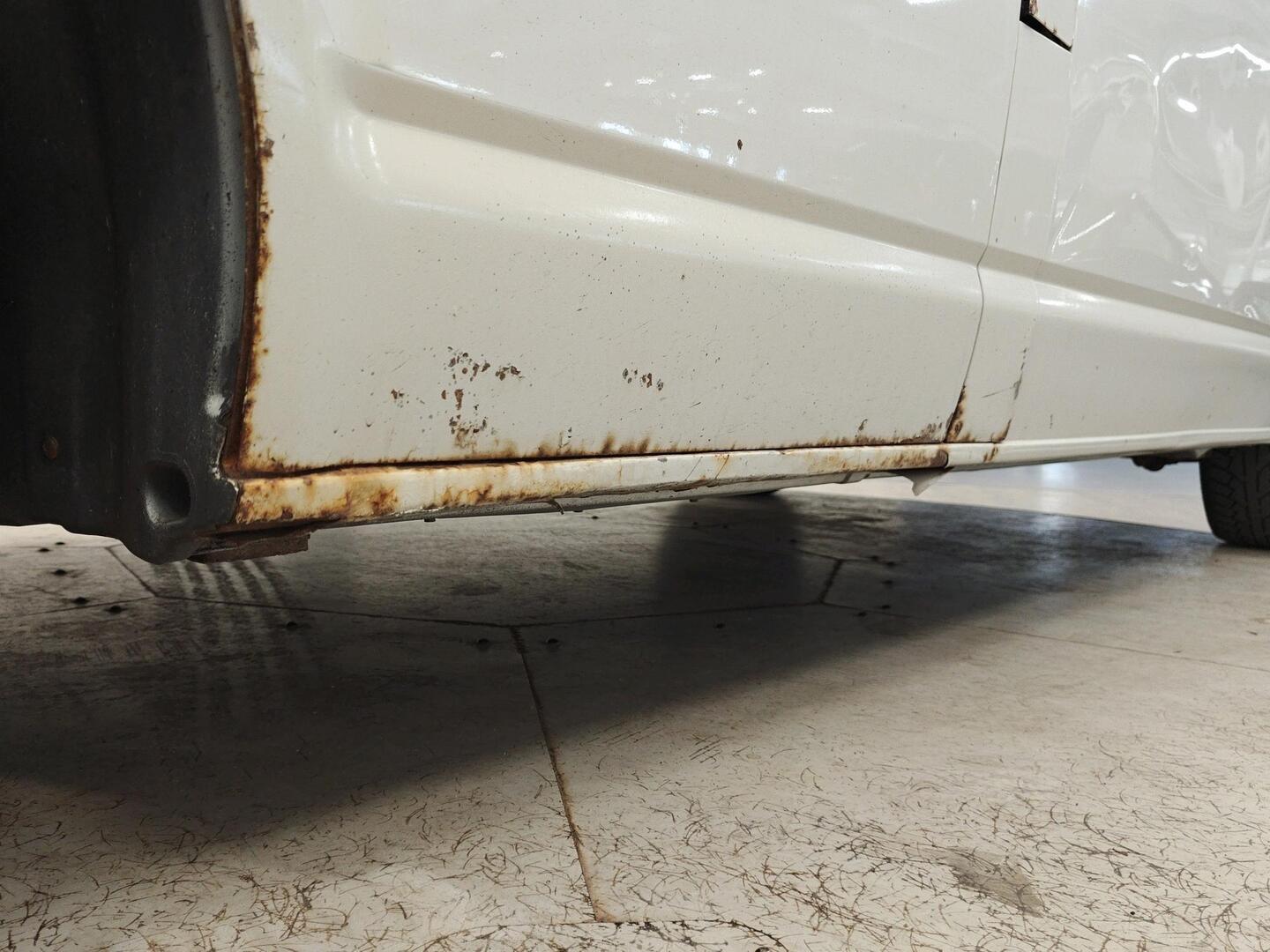 VOLKSWAGEN Transporter 2004