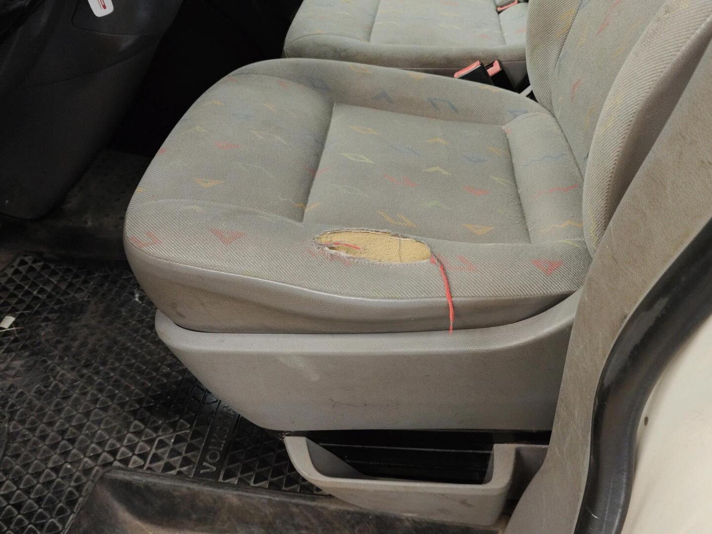 VOLKSWAGEN Transporter 2004