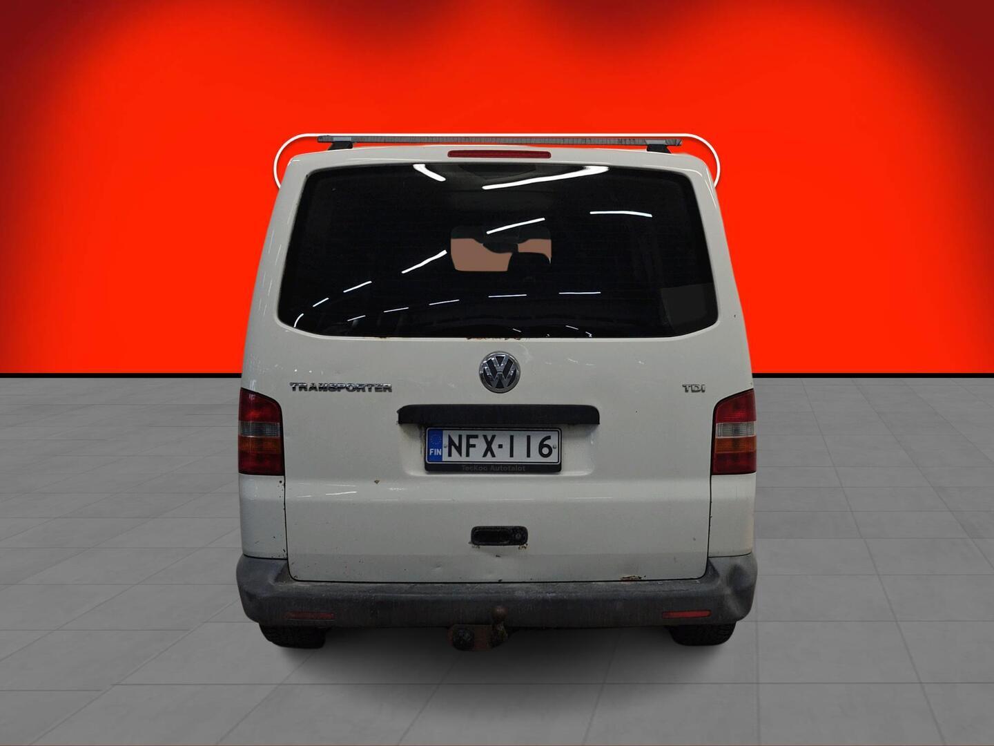VOLKSWAGEN Transporter 2004