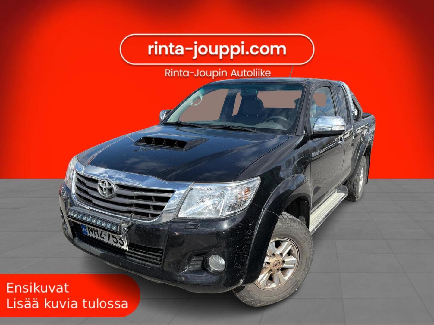 TOYOTA Hilux 2012