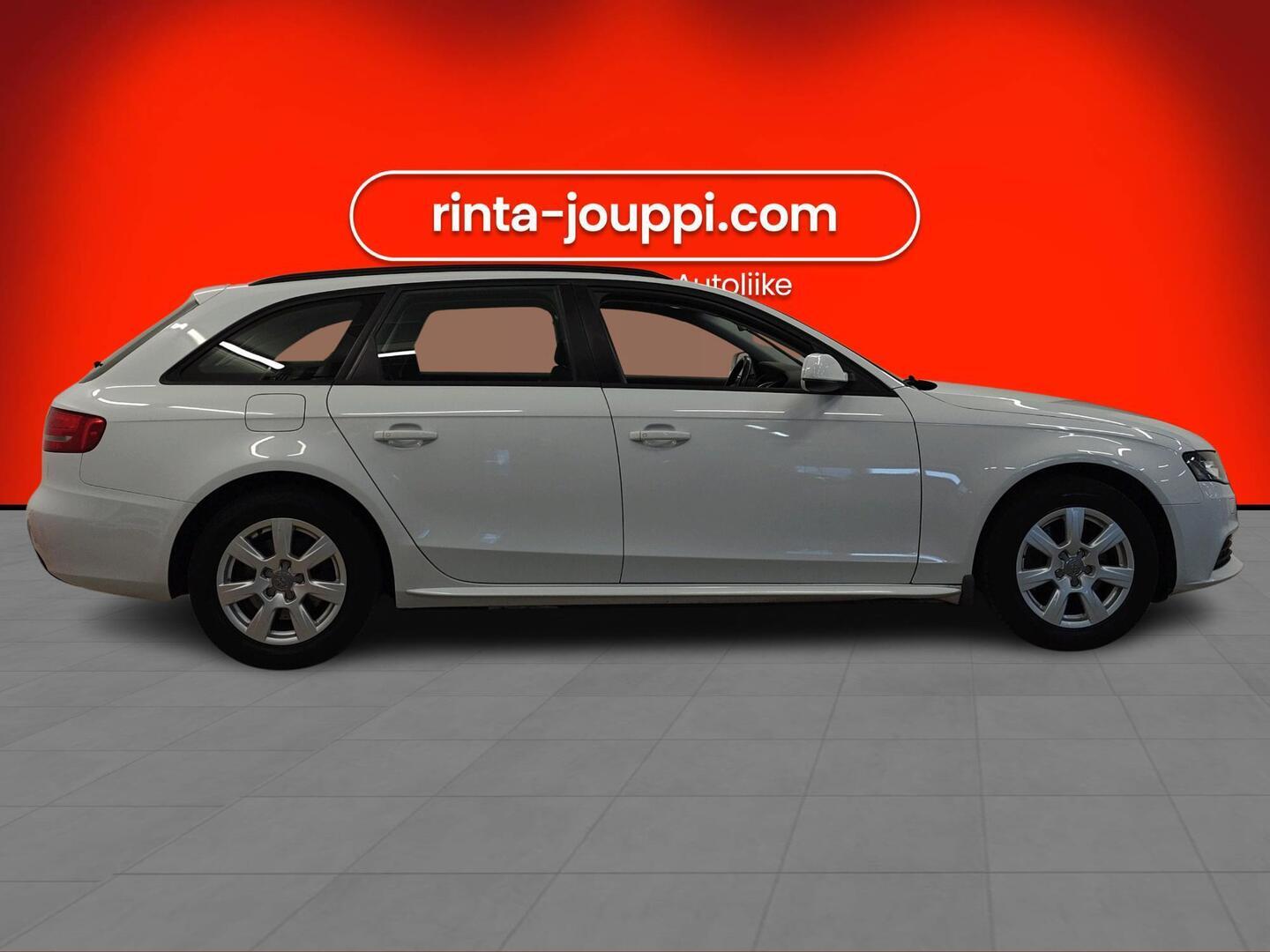 AUDI A4 2011