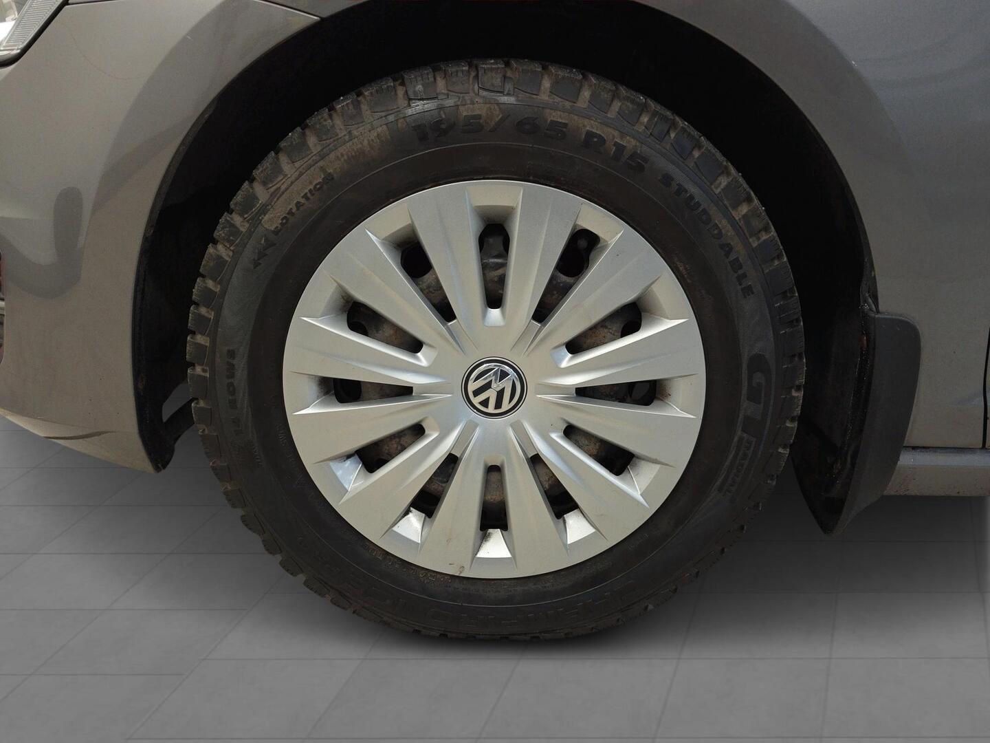 VOLKSWAGEN Golf 2015