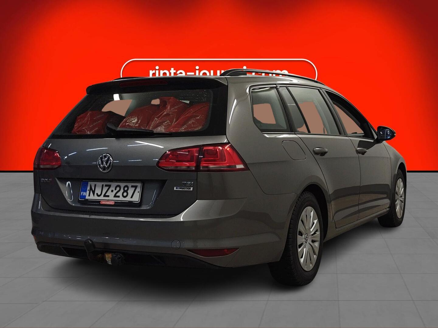 VOLKSWAGEN Golf 2015