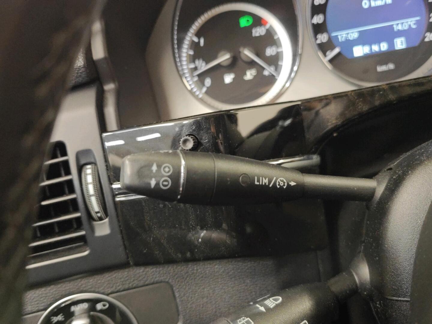 MERCEDES-BENZ GLK 2012