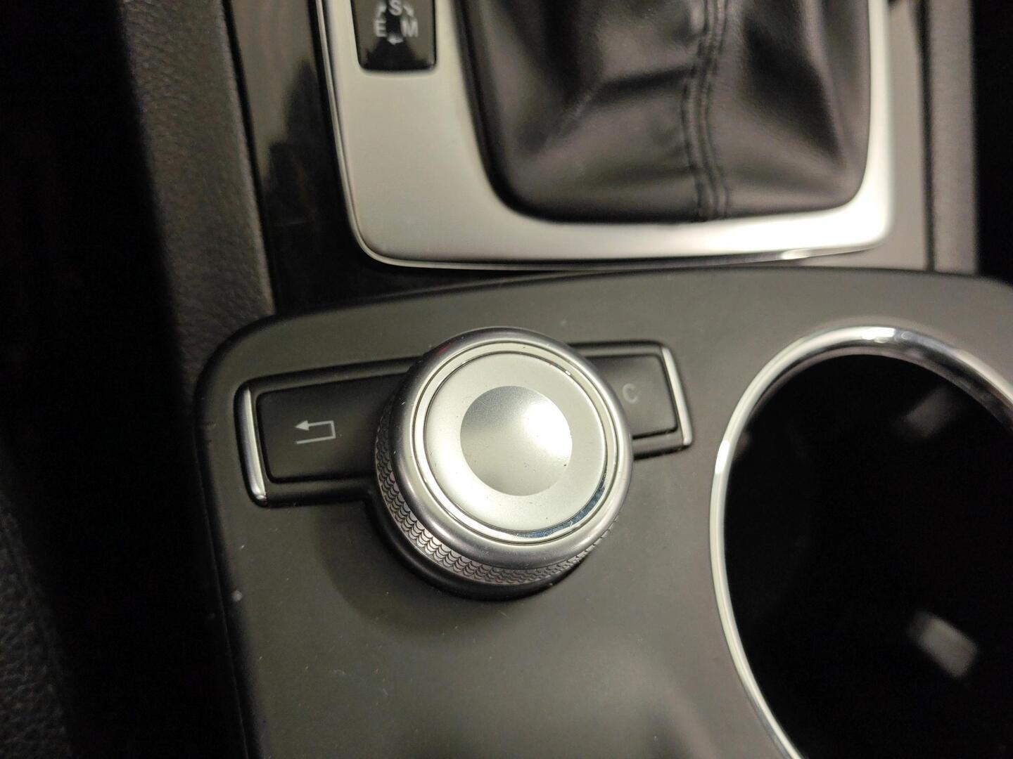 MERCEDES-BENZ GLK 2012