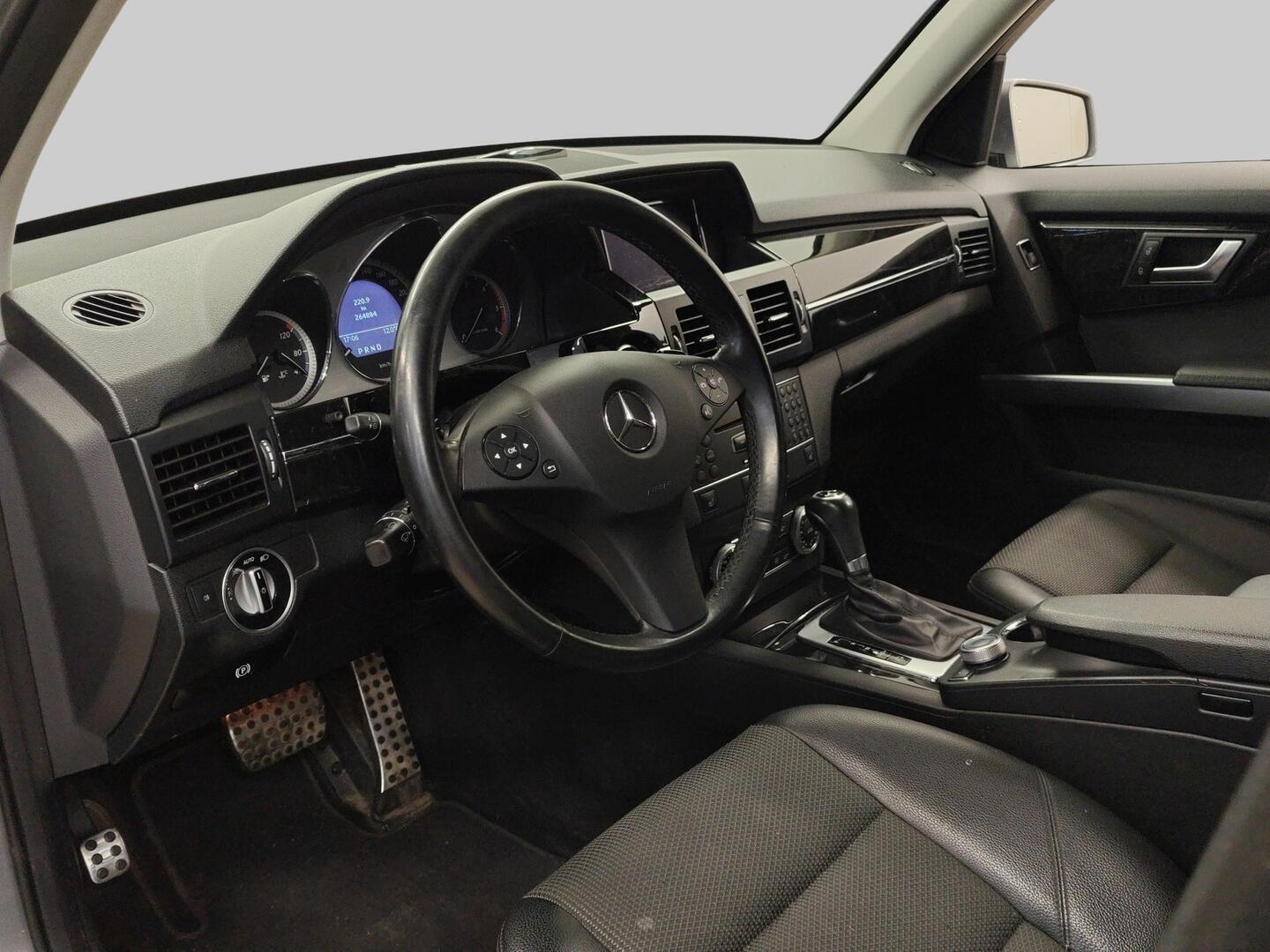 MERCEDES-BENZ GLK 2012