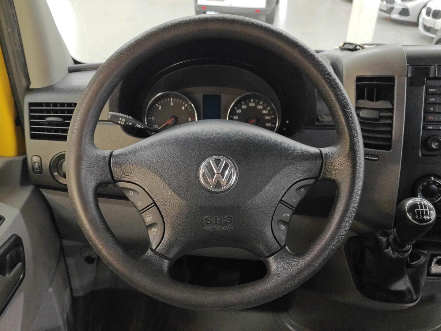 VOLKSWAGEN Crafter 2016