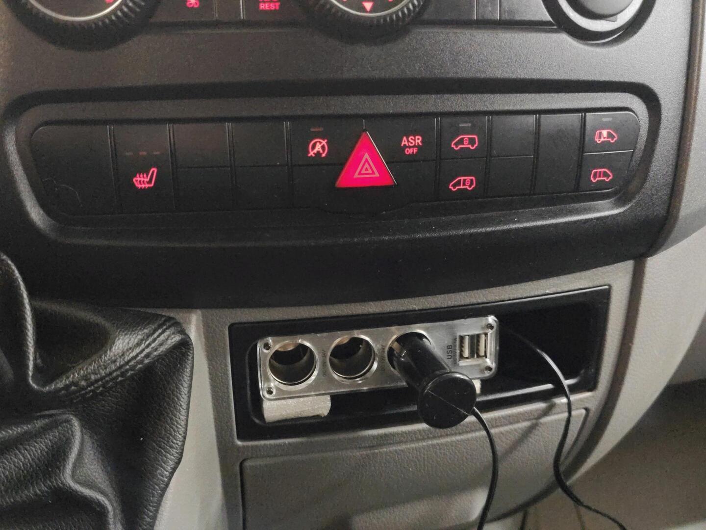 VOLKSWAGEN Crafter 2016