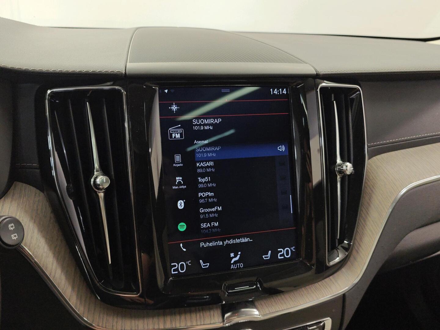 VOLVO XC60 2018
