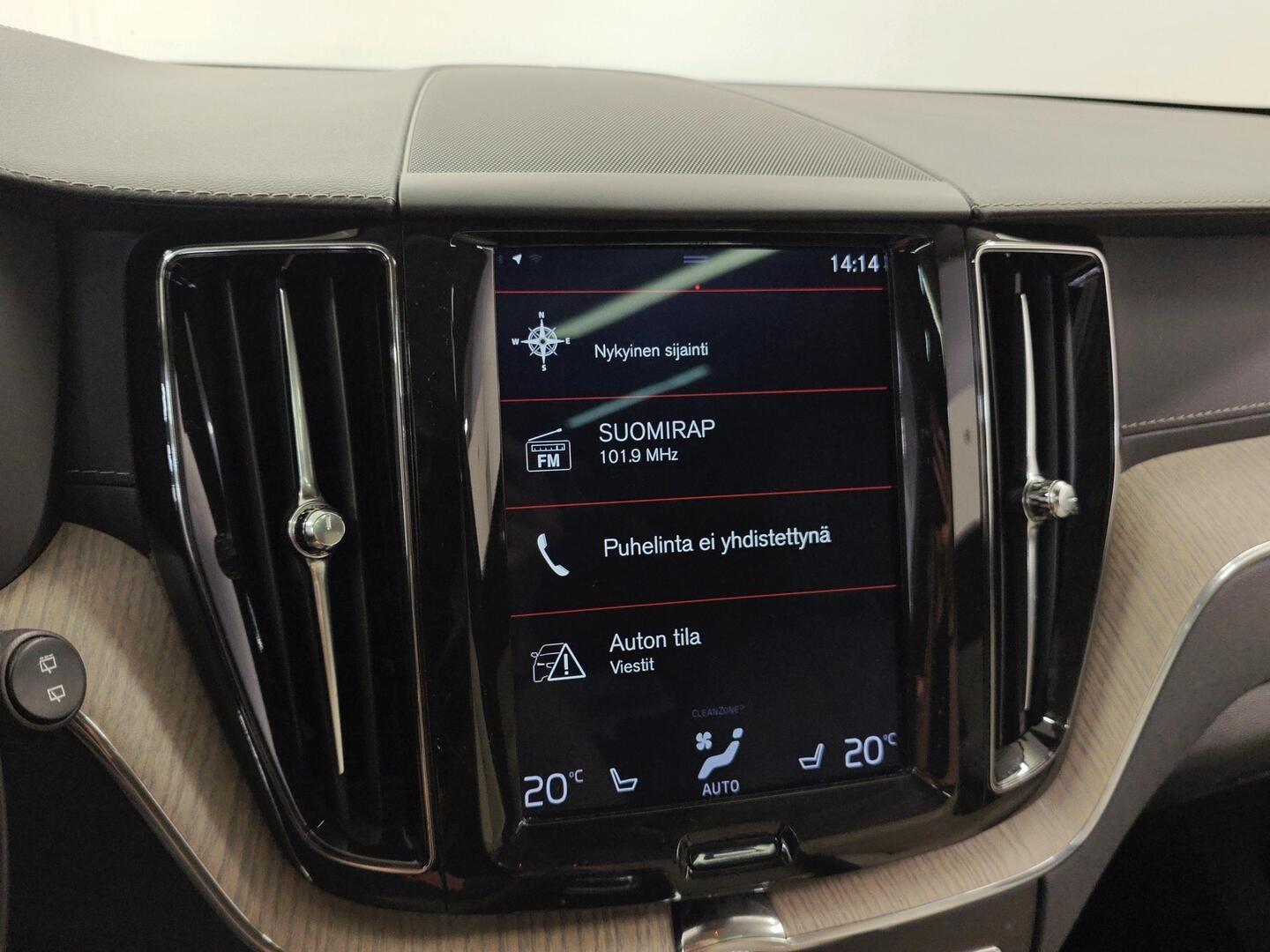 VOLVO XC60 2018