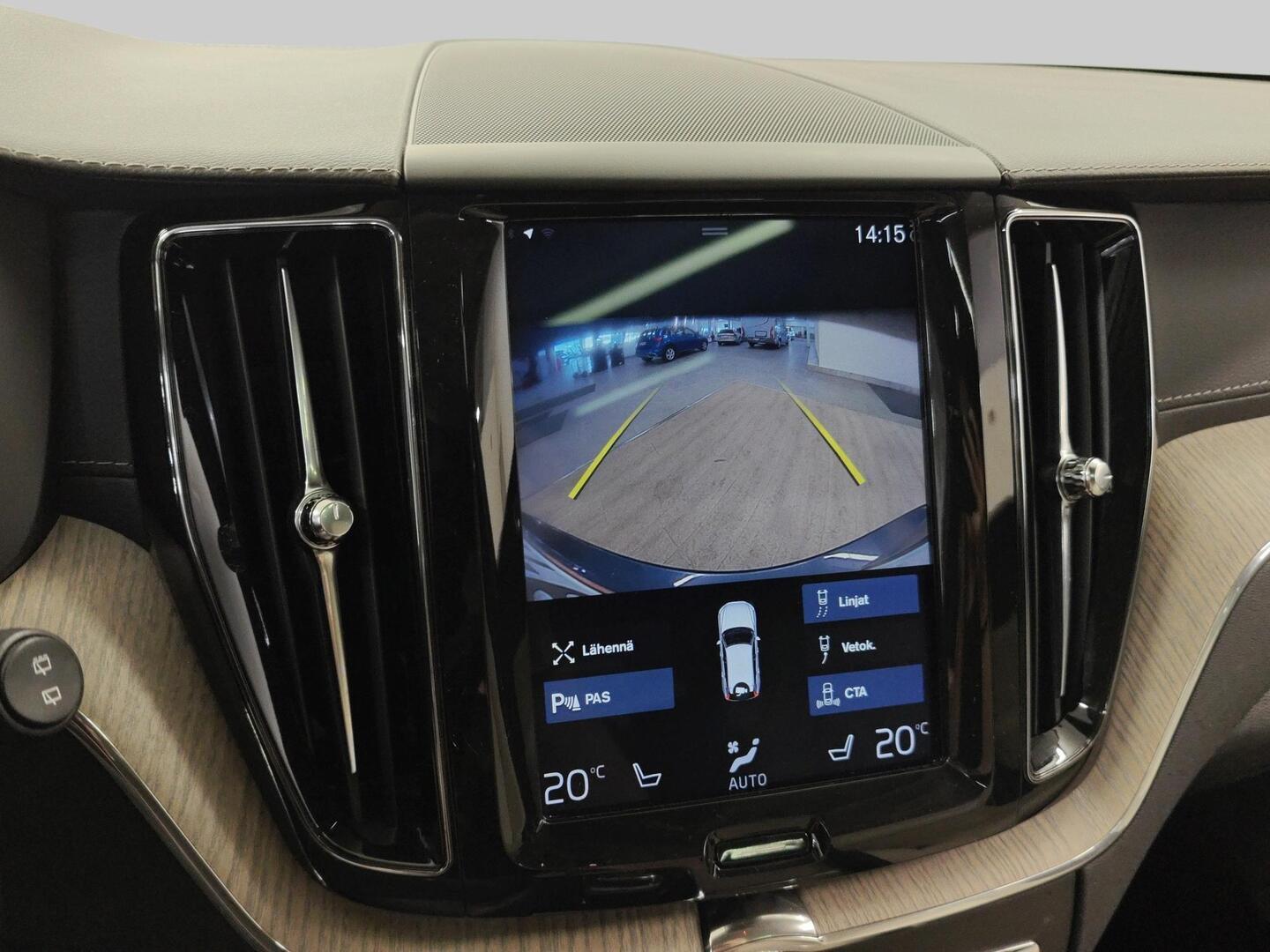 VOLVO XC60 2018