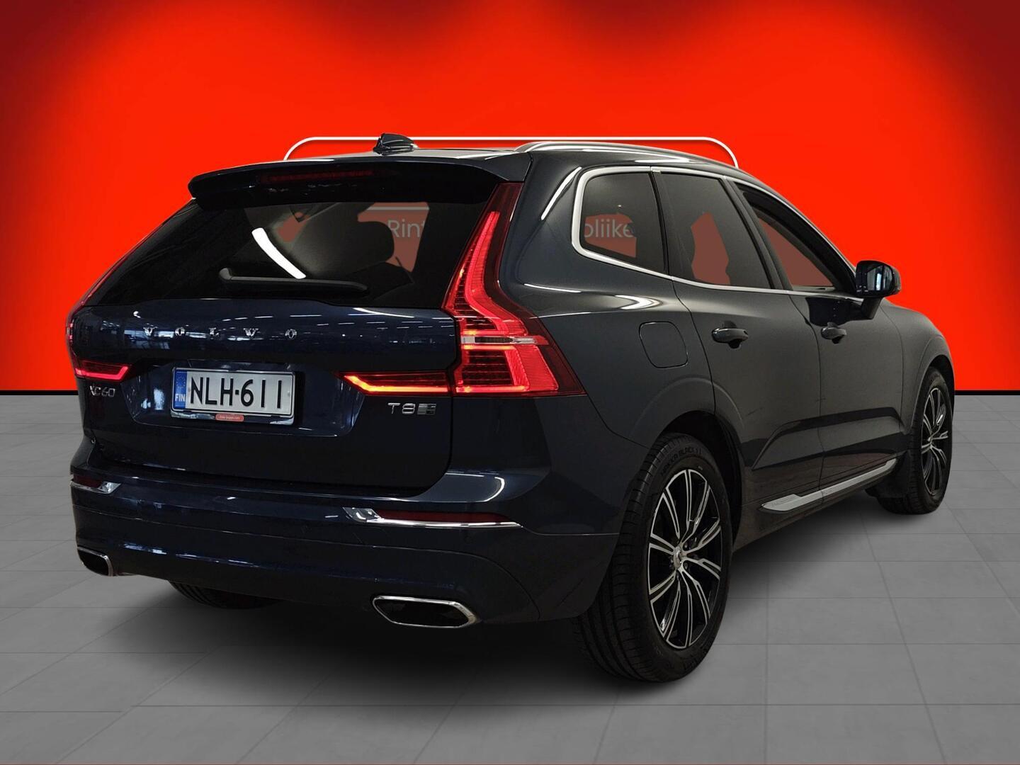 VOLVO XC60 2018