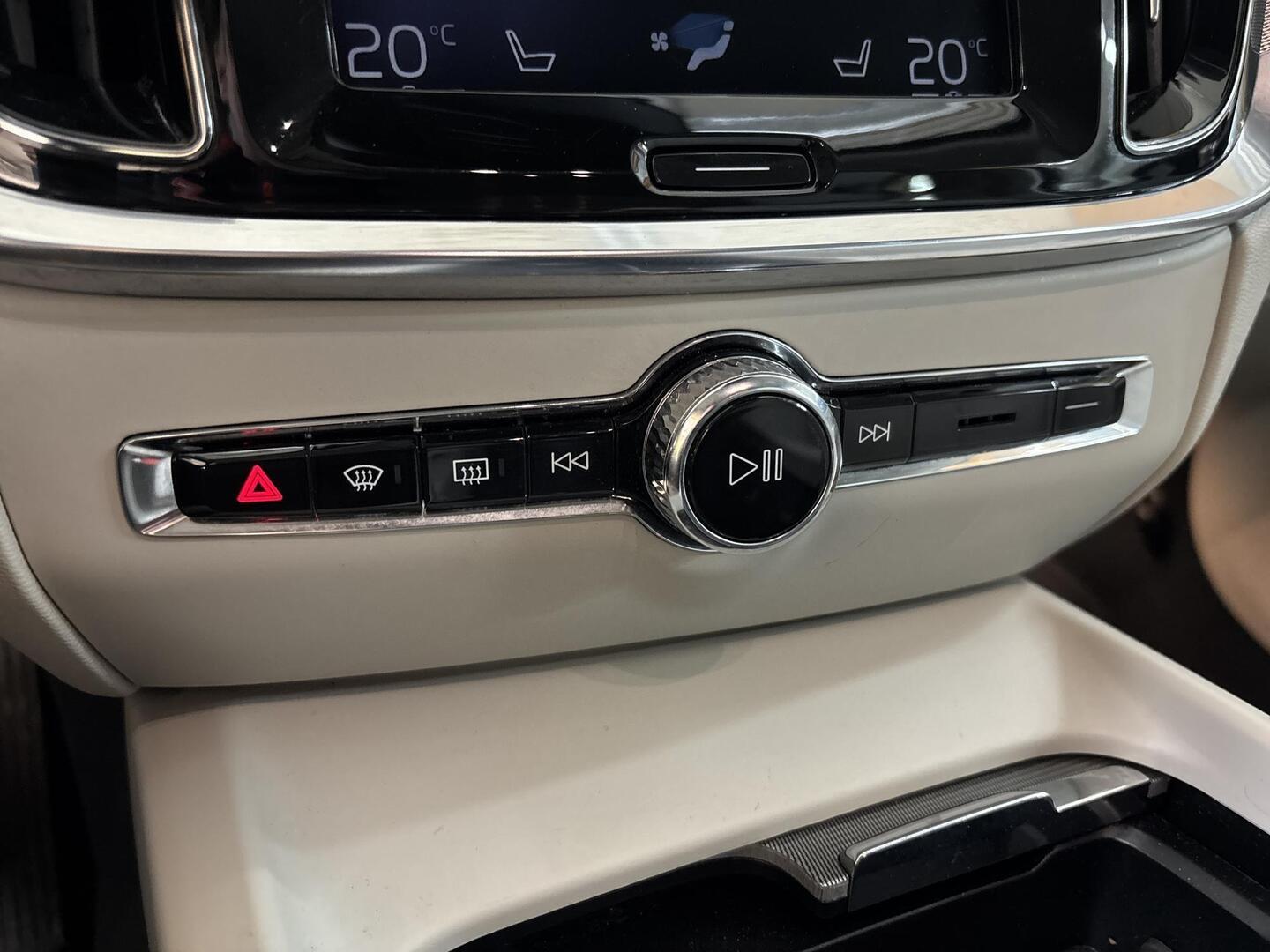 VOLVO V60 2019