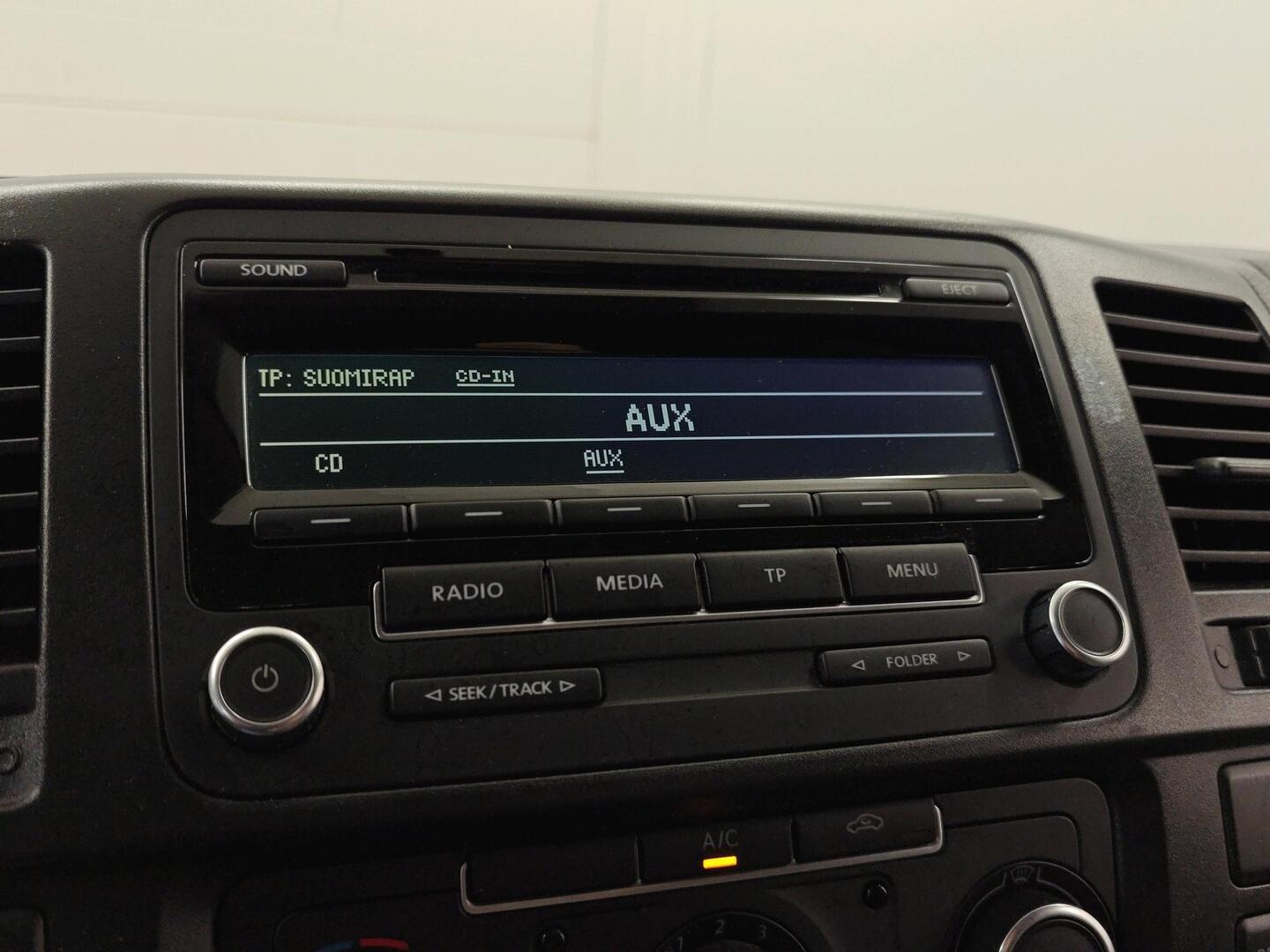 VOLKSWAGEN Transporter 2015