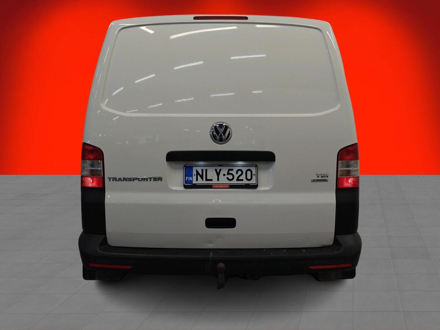 VOLKSWAGEN Transporter 2015
