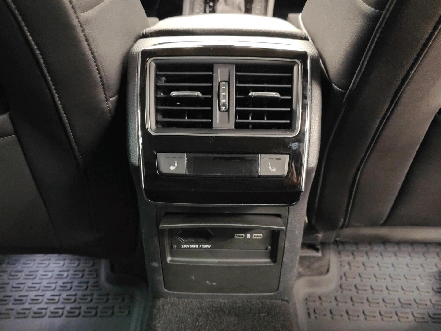 SKODA Superb 2021