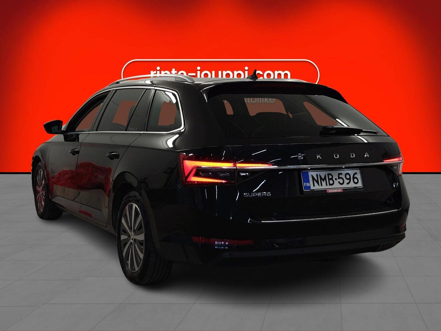 SKODA Superb 2021