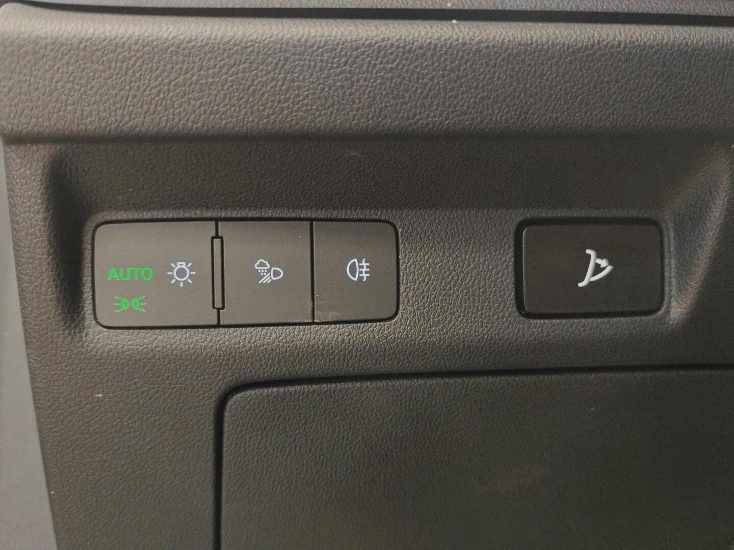 SKODA Enyaq 2024