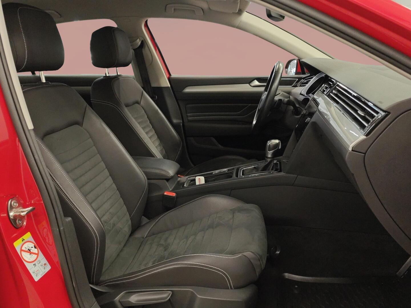 VOLKSWAGEN Passat 2021