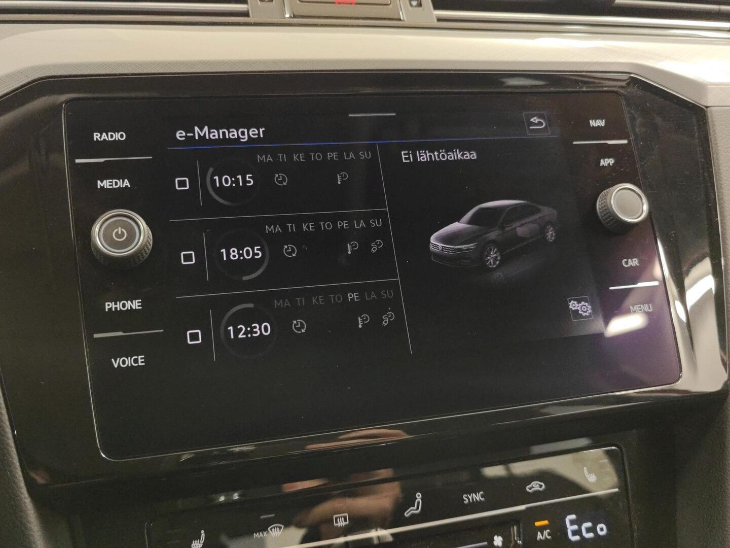 VOLKSWAGEN Passat 2021