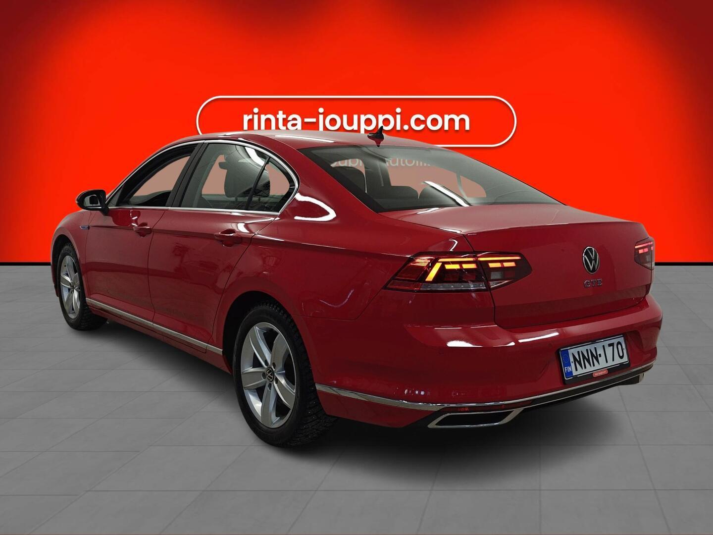 VOLKSWAGEN Passat 2021
