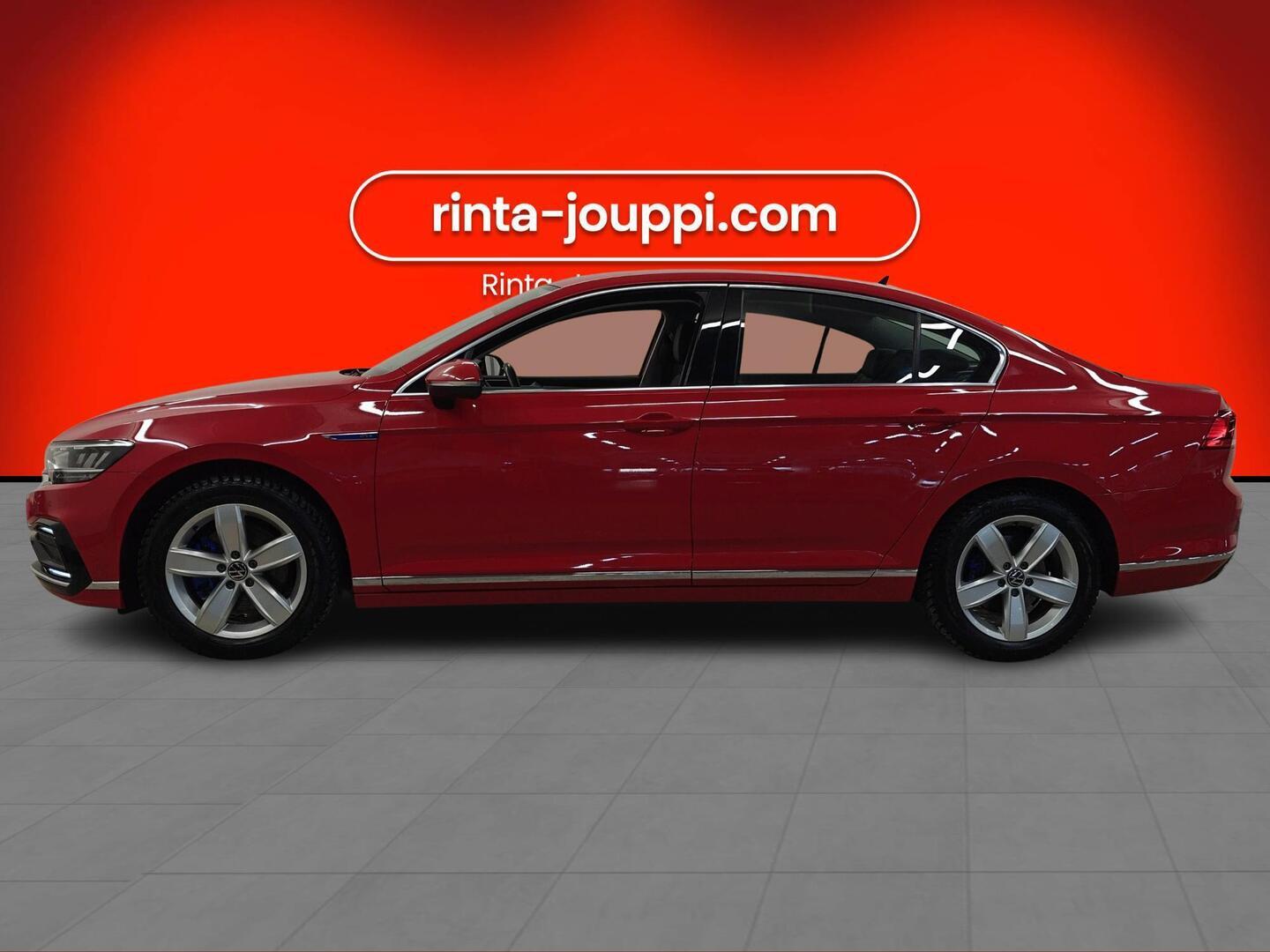 VOLKSWAGEN Passat 2021