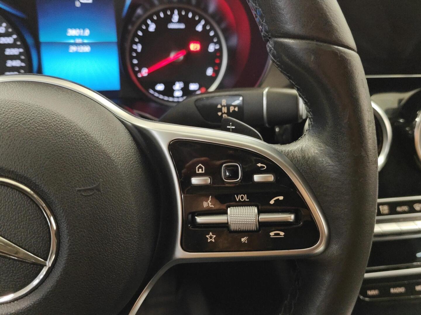 MERCEDES-BENZ C 2019