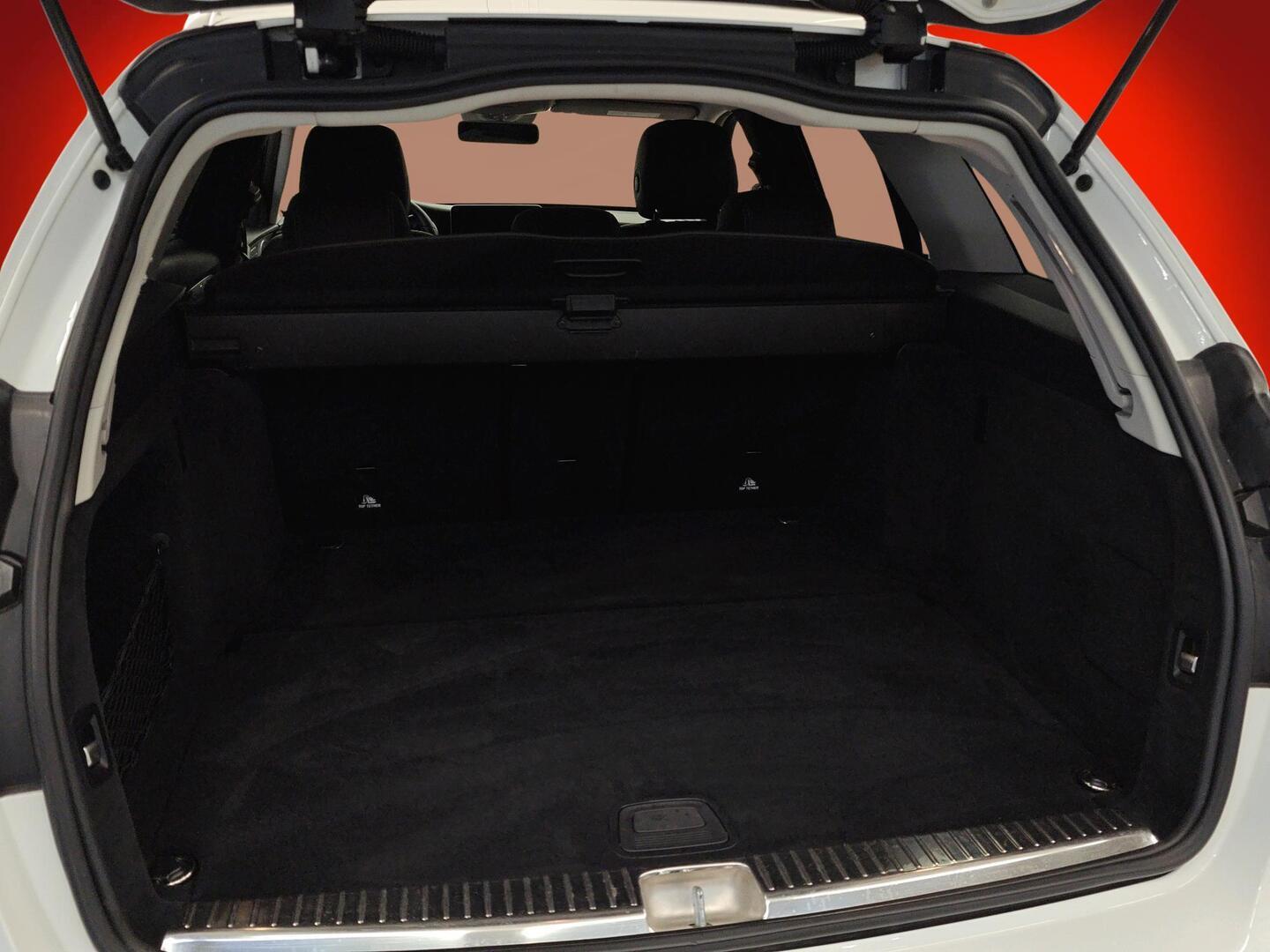 MERCEDES-BENZ C 2019