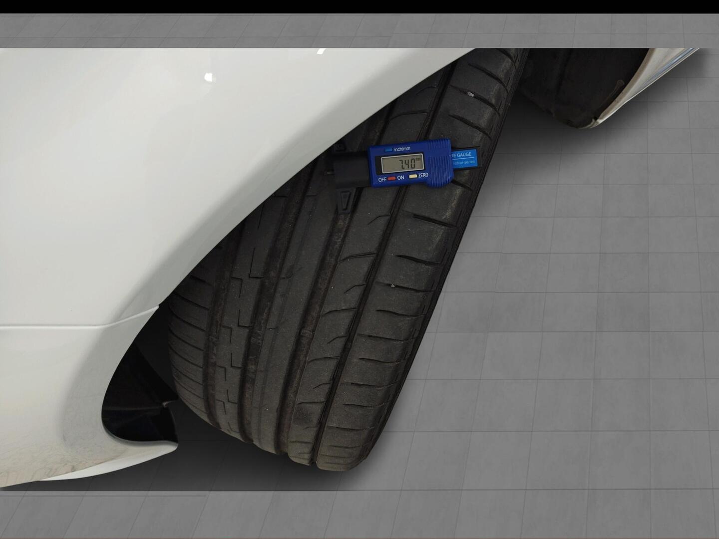 MERCEDES-BENZ C 2019