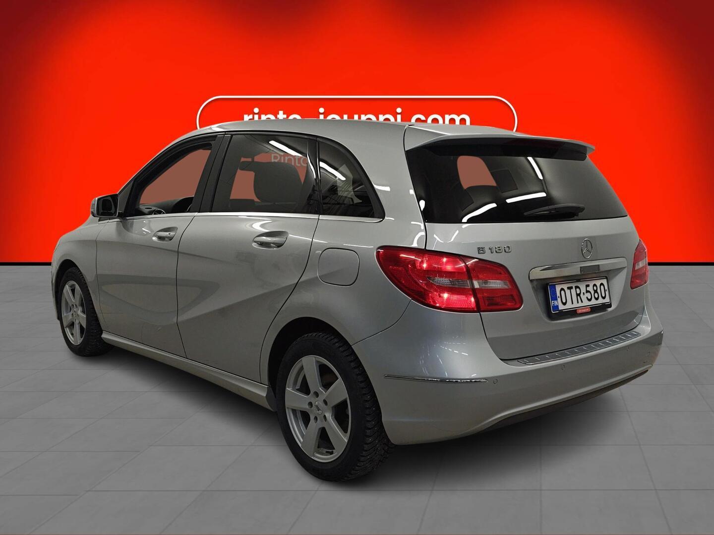 MERCEDES-BENZ B 2013