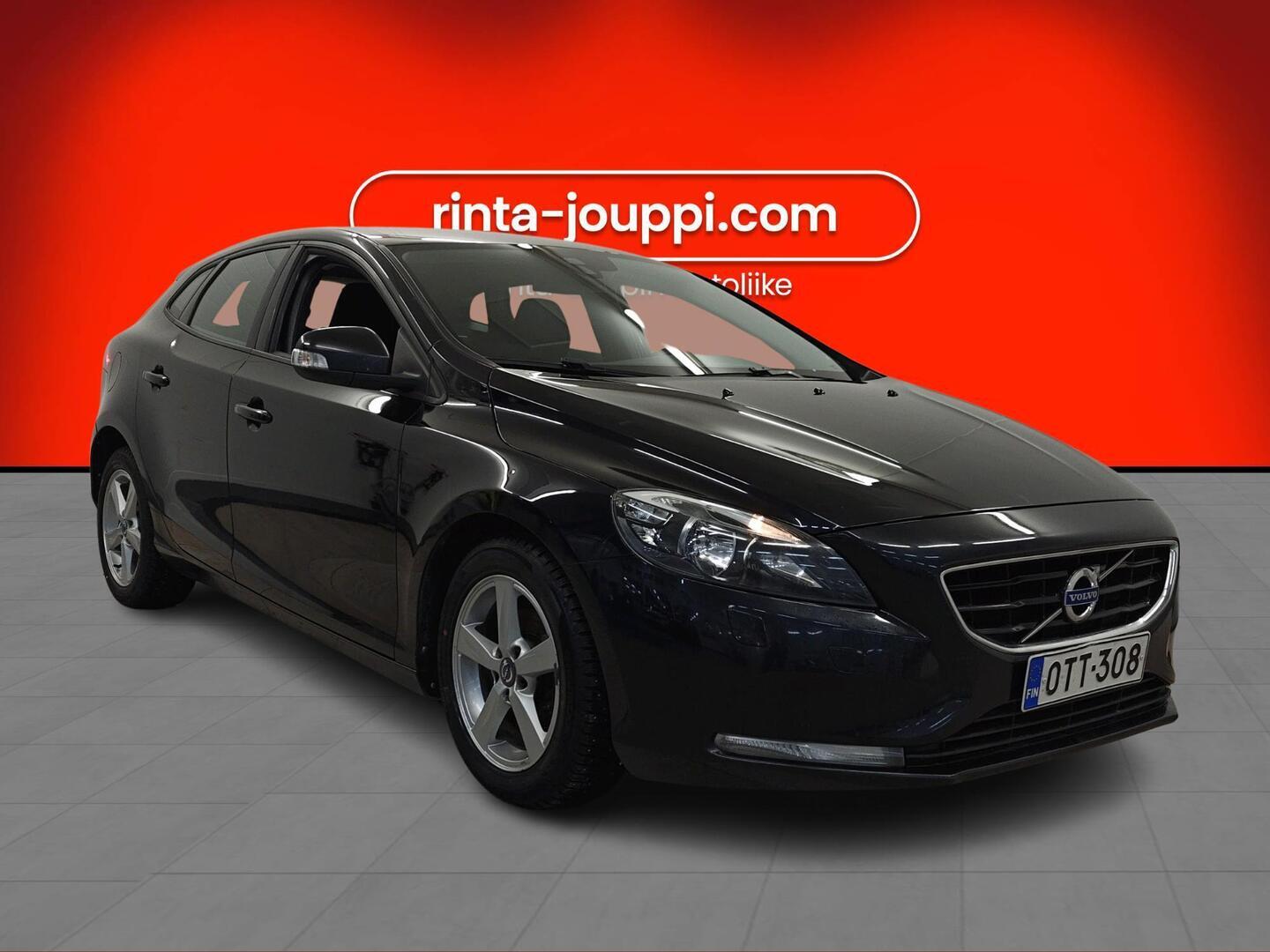 VOLVO V40 2012