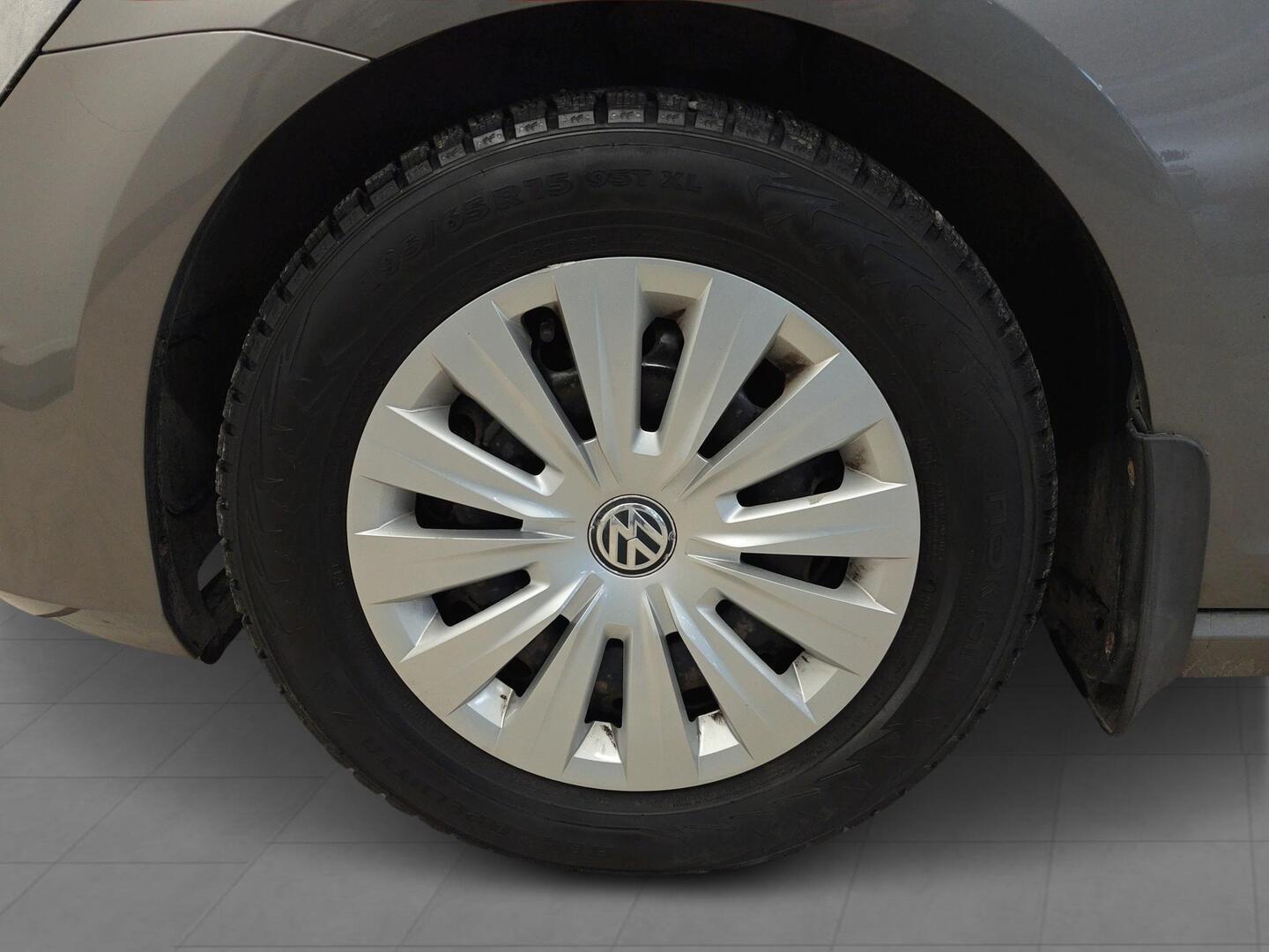 VOLKSWAGEN Golf 2013