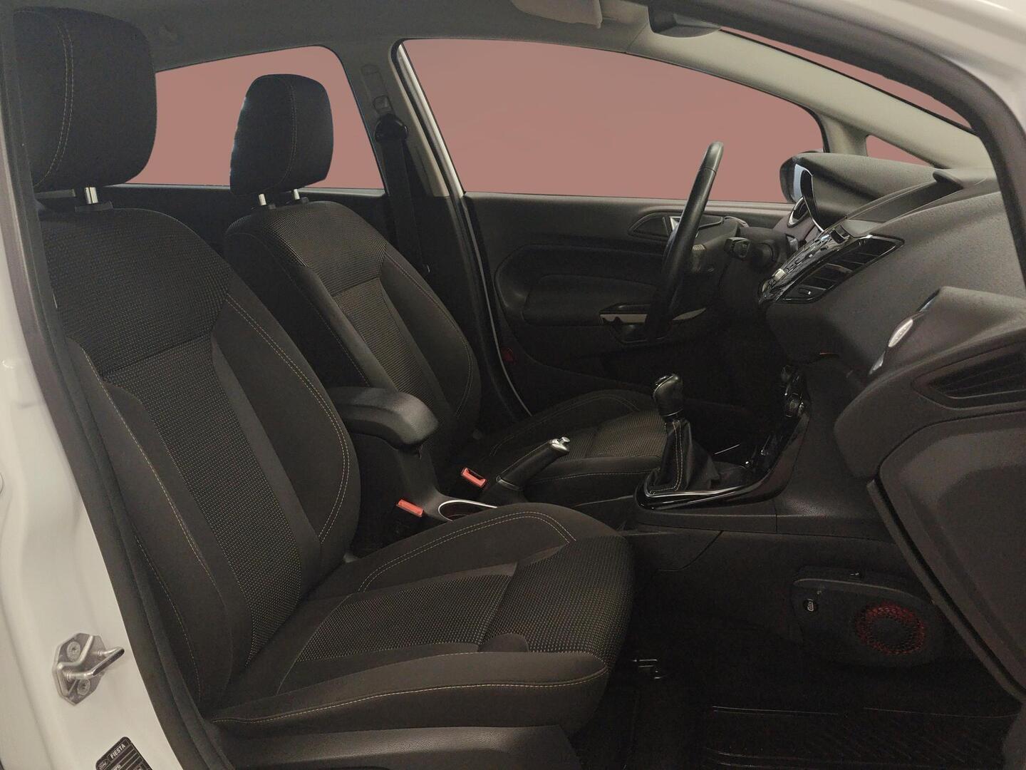 FORD Fiesta 2016
