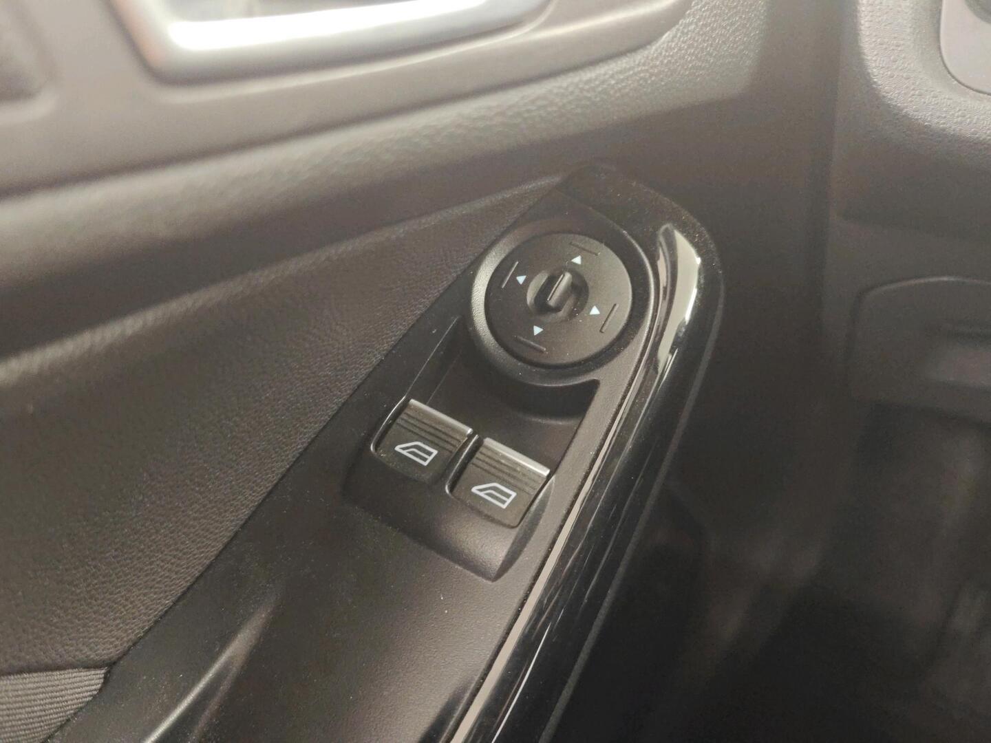 FORD Fiesta 2016