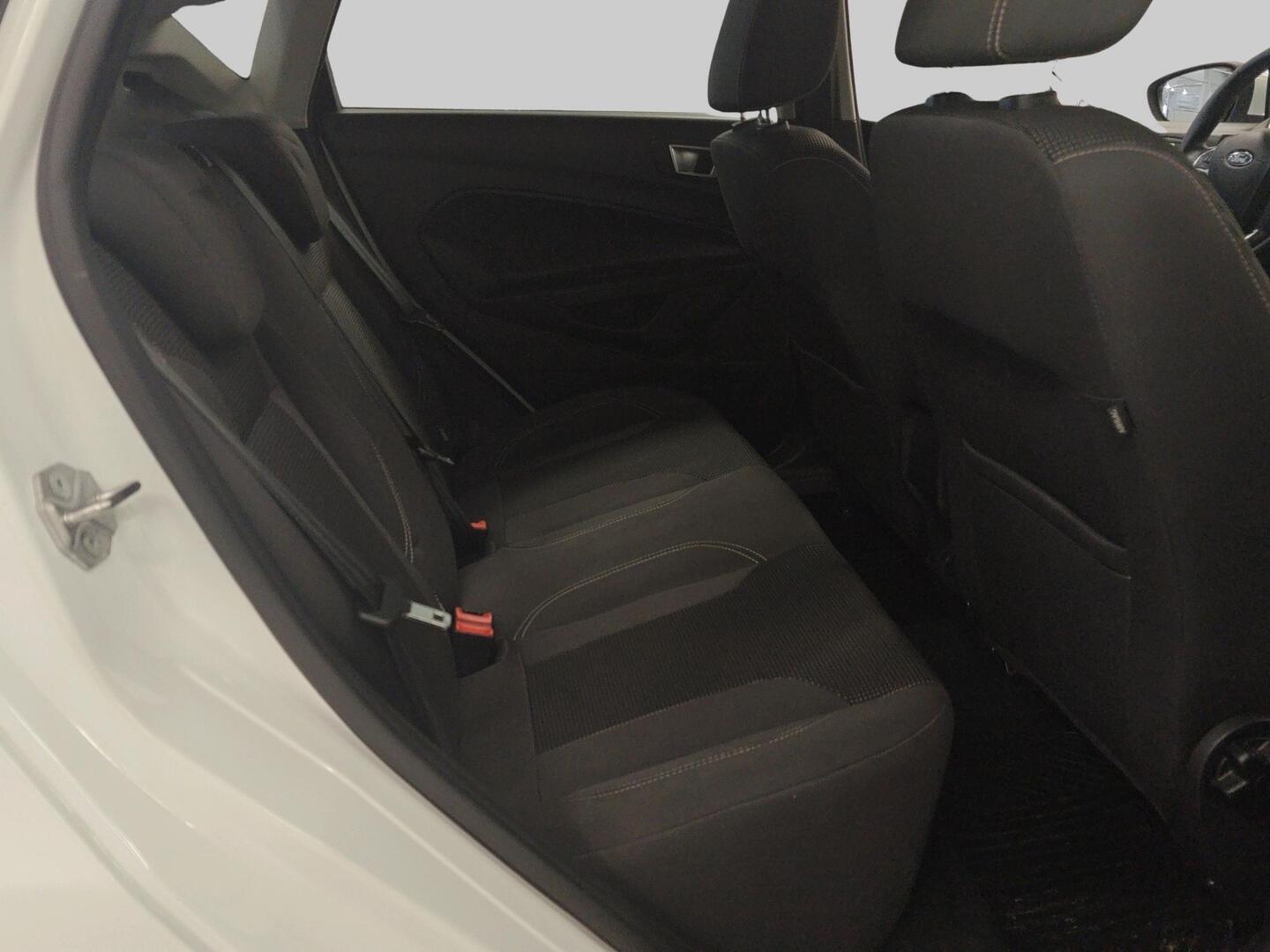FORD Fiesta 2016
