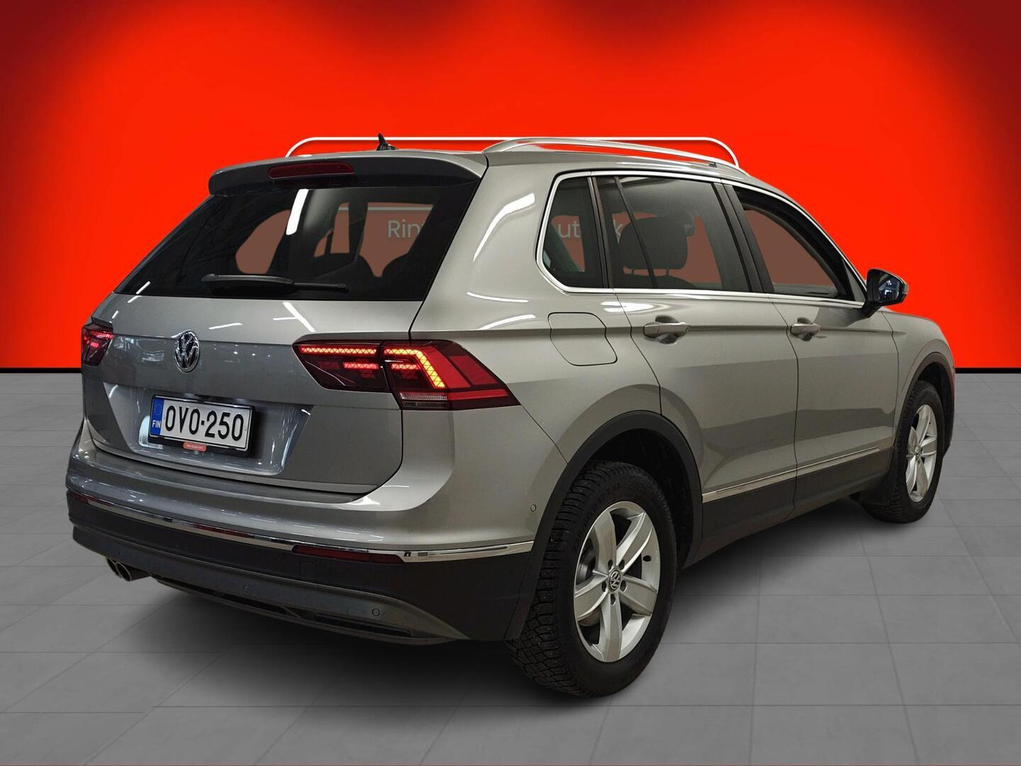 VOLKSWAGEN Tiguan 2017