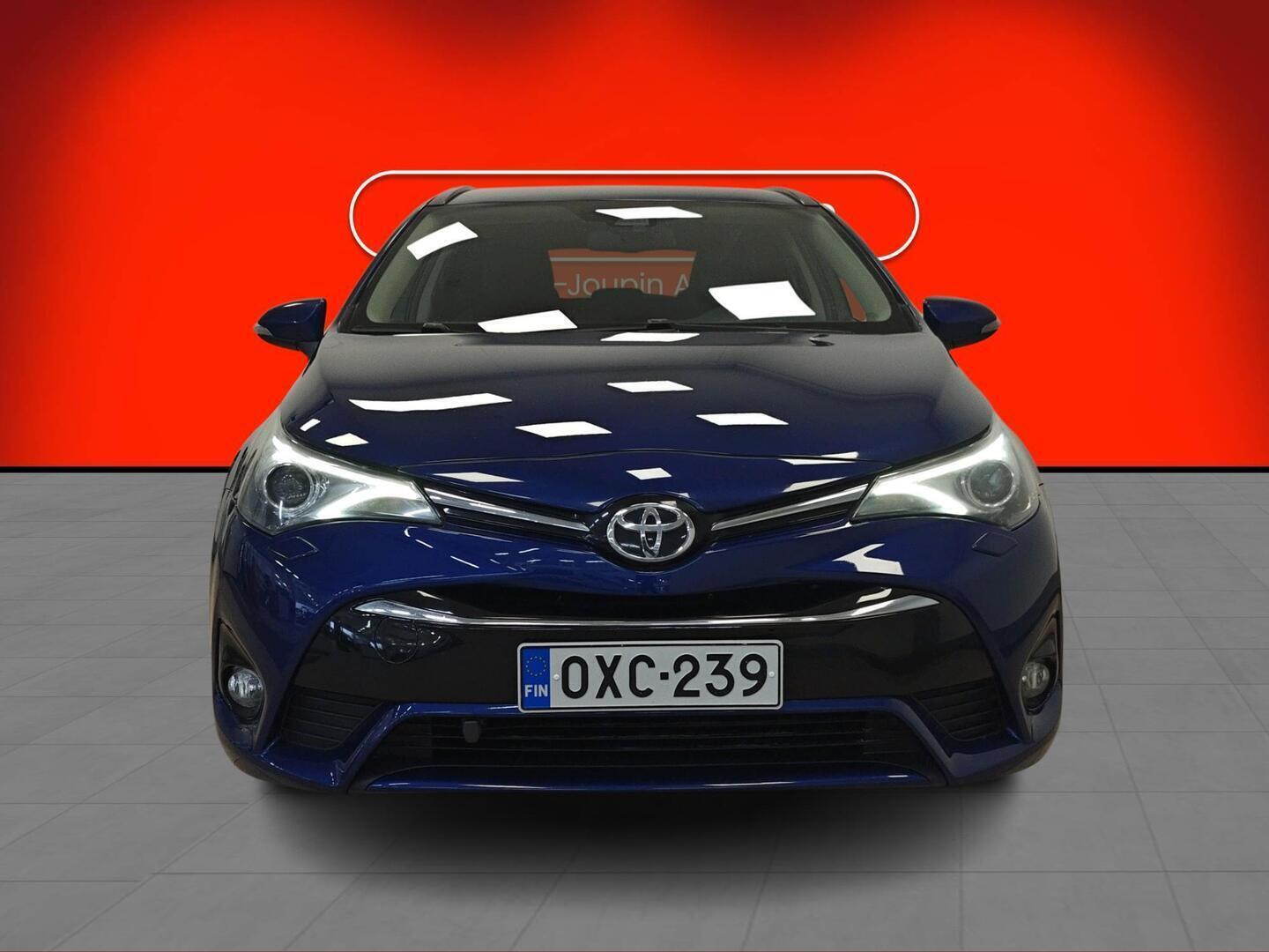 TOYOTA Avensis 2018