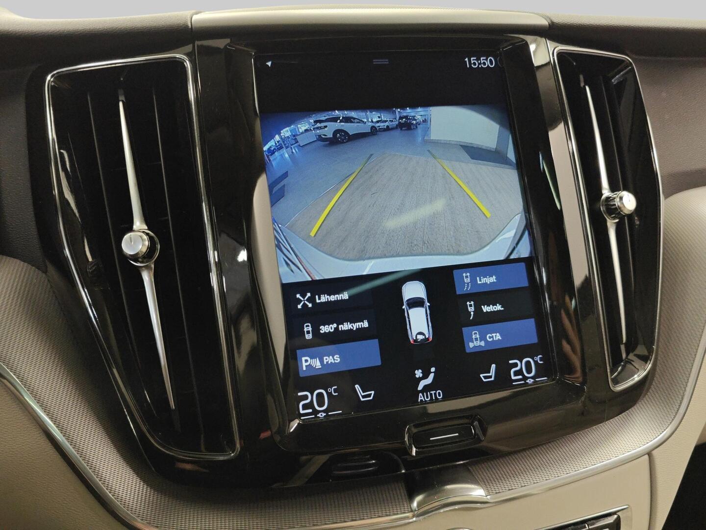 VOLVO XC60 2018
