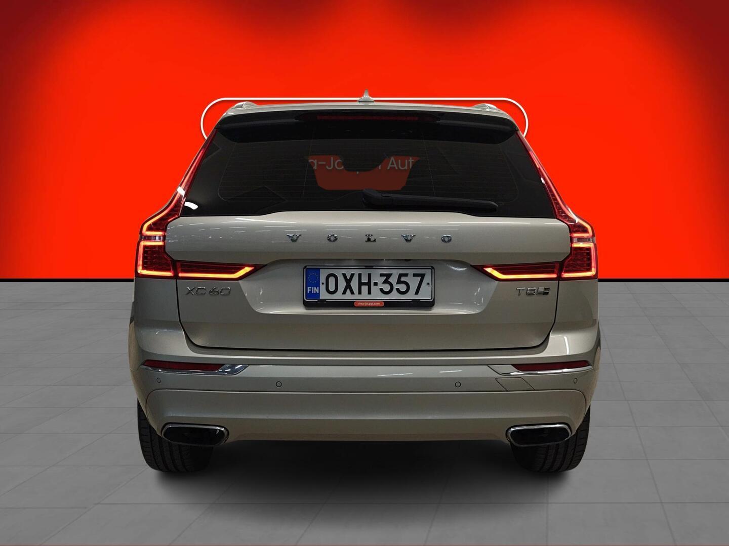 VOLVO XC60 2018