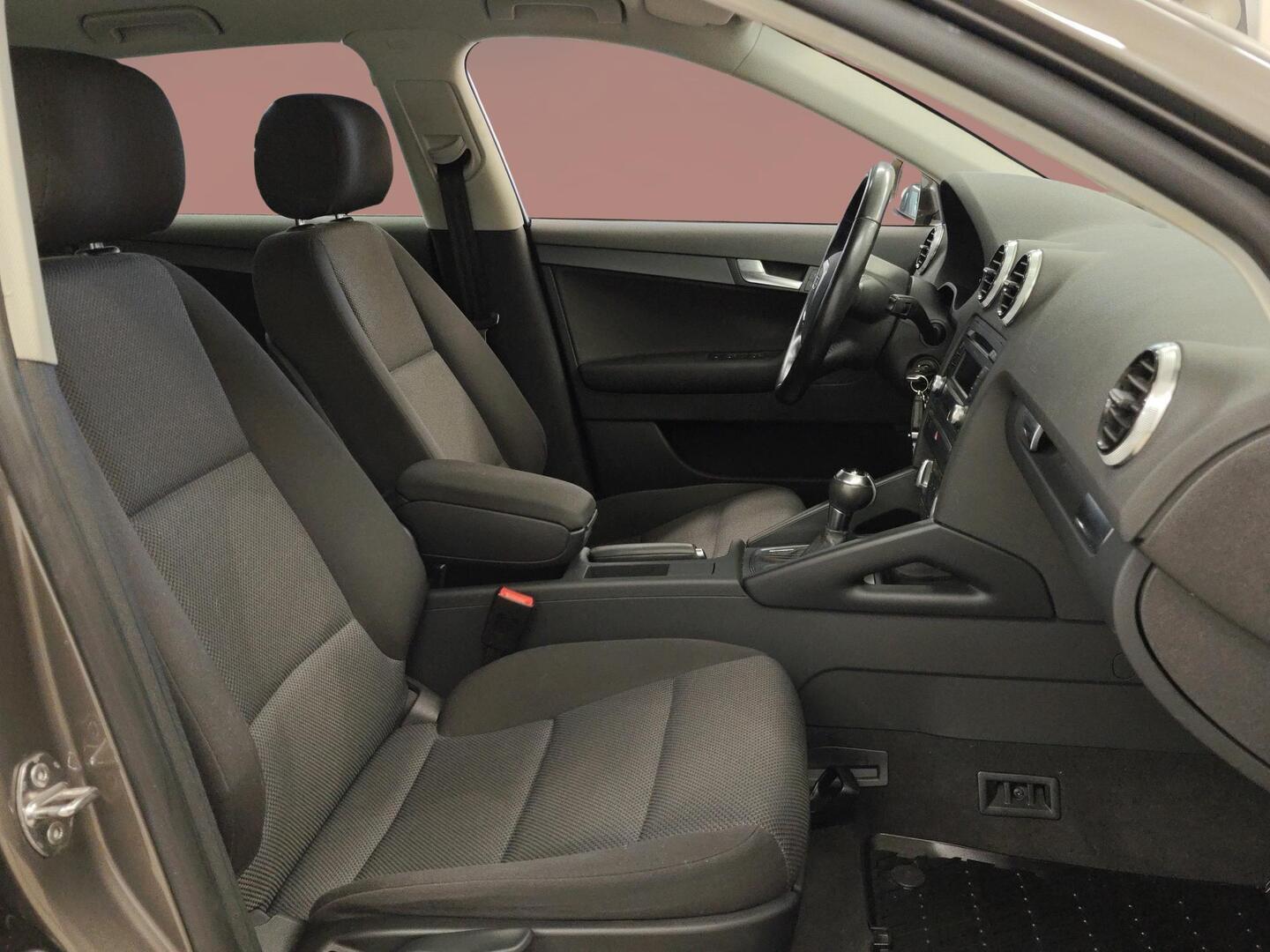 AUDI A3 2011