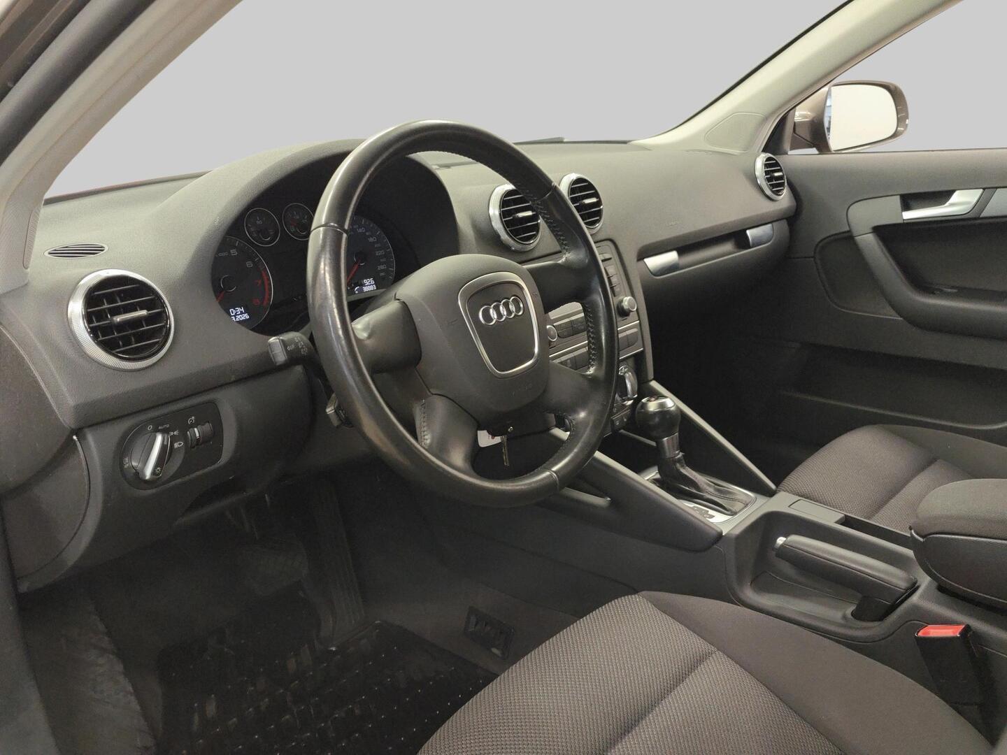AUDI A3 2011