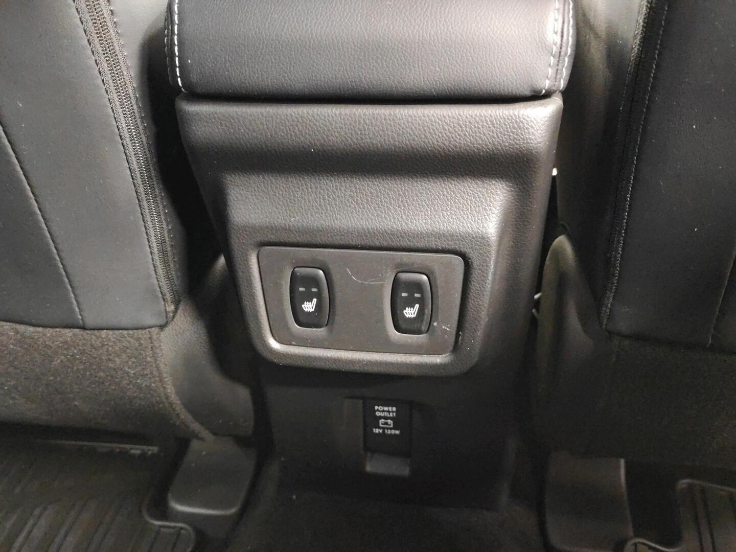 MITSUBISHI Eclipse Cross 2023